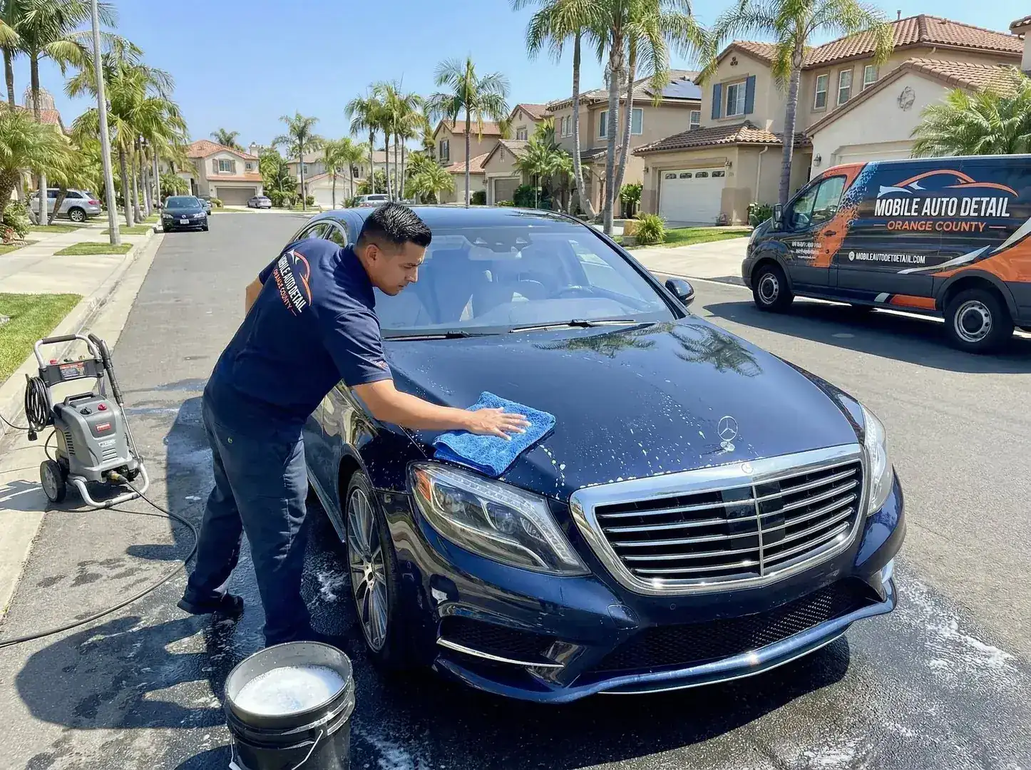 Professional mobile car wash service - Regular Wash